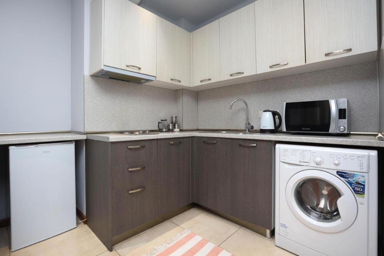 Apartment Near Republic Square Ереван Екстериор снимка